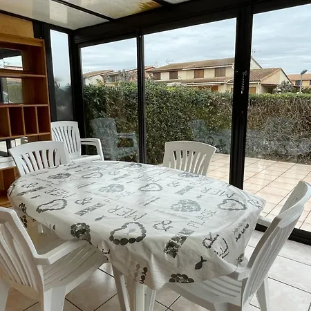 Hébergement de vacances Maison De Pour 5 Personnes